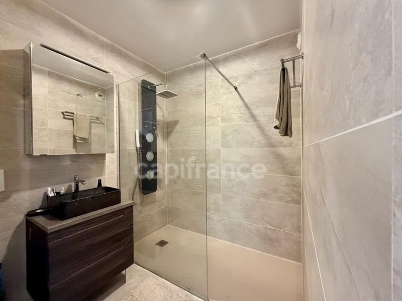 Appartement - 91 m² - 3 pièces