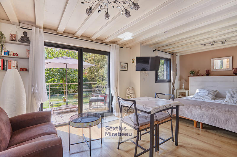 Maison - 200 m² - 6 pièces