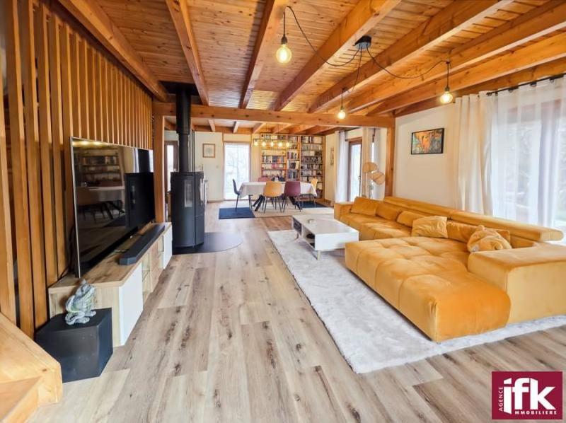 Maison - 207 m² - 6 pièces