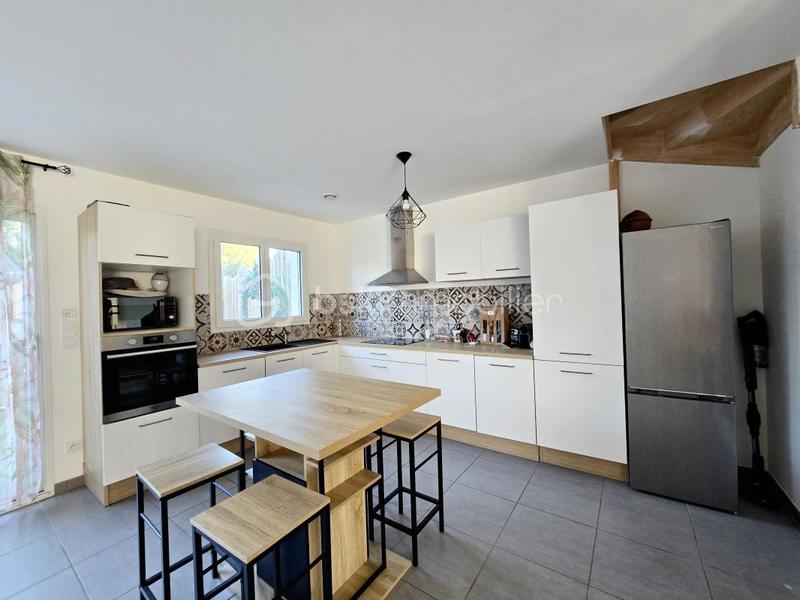 Maison - 84 m² - 4 pièces