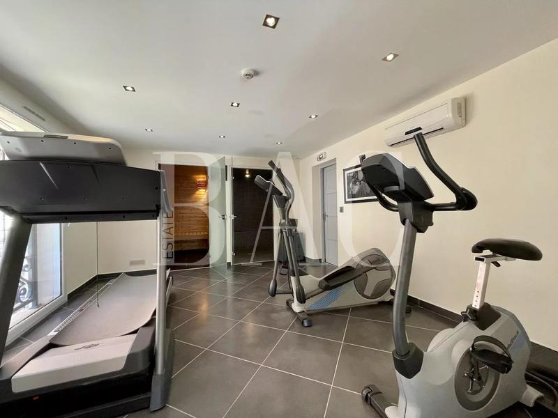 Villa - 430 m² - 12 pièces