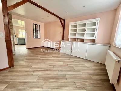 Maison - 64 m² - 4 pièces