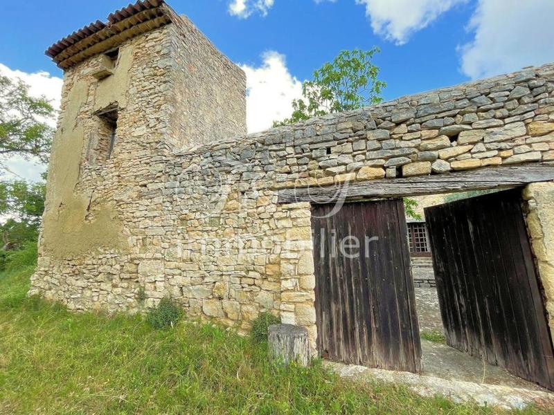 Propriété - 330 m² - 10 pièces