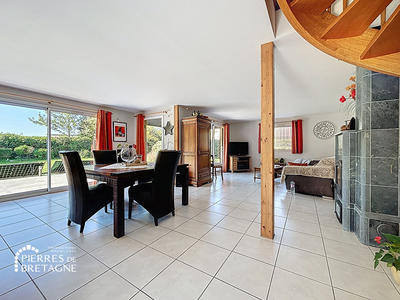 Maison - 145 m² - 5 pièces