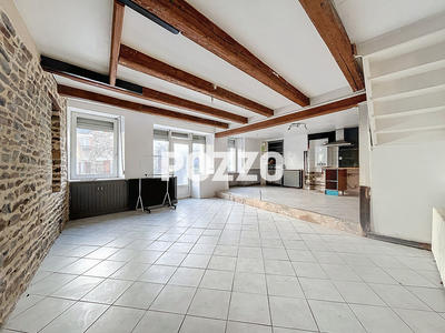 Maison - 140 m² - 5 pièces