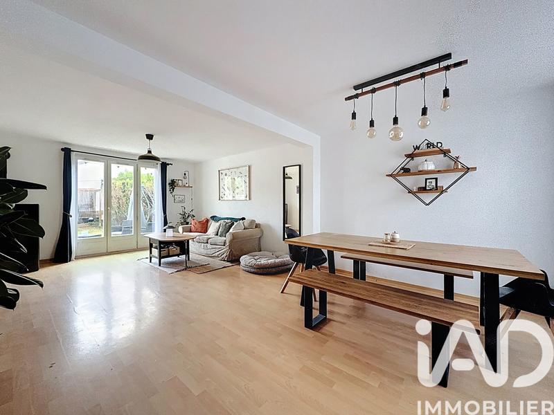 Maison - 91 m² - 5 pièces