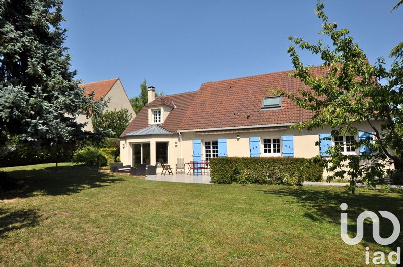 Maison - 180 m² - 7 pièces