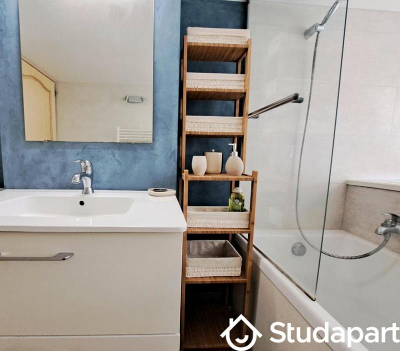 Appartement - 75 m² - 5 pièces