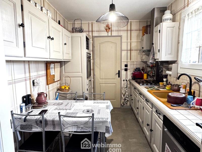 Maison - 98 m² - 5 pièces