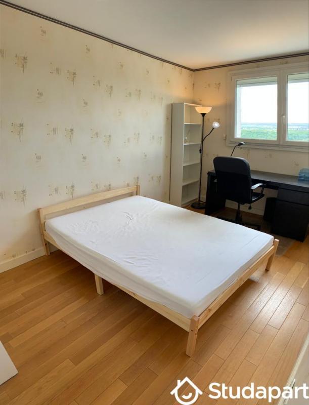 Chambre - 9 m² - 1 pièce