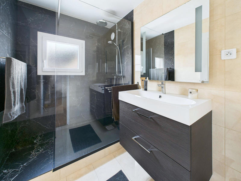 Appartement - 126 m² - 6 pièces