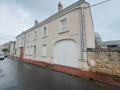 Maison de maîtres - 294 m² - 11 pièces