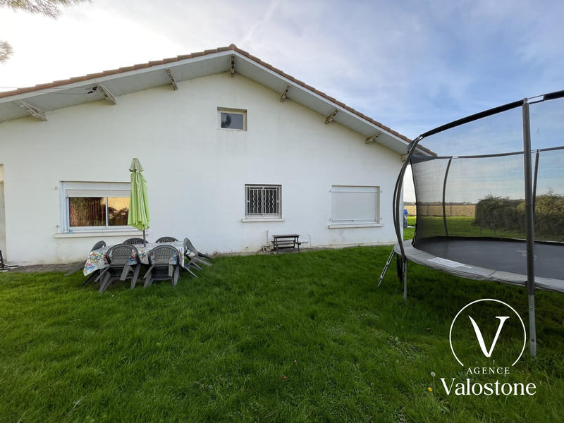 Maison traditionnelle - 126 m² - 4 pièces