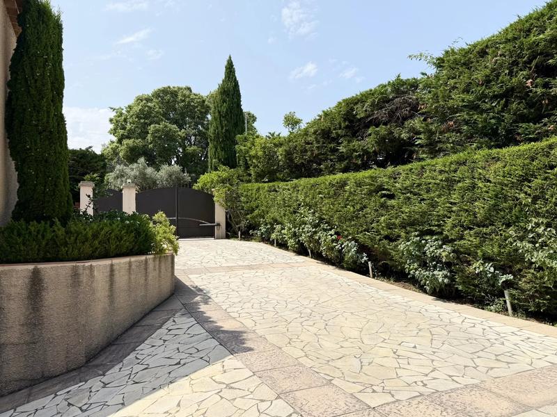 Maison - 154 m² - 6 pièces