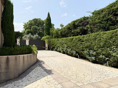 Maison - 154 m² - 6 pièces