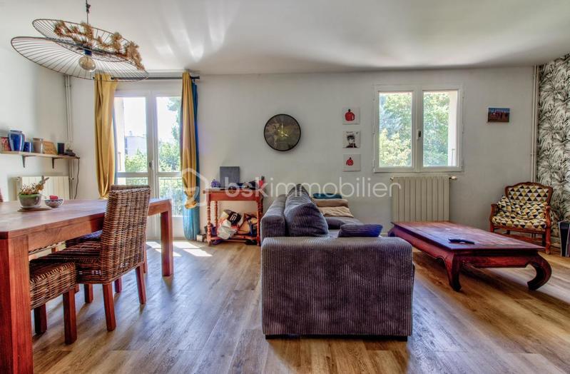 Maison - 92 m² - 4 pièces