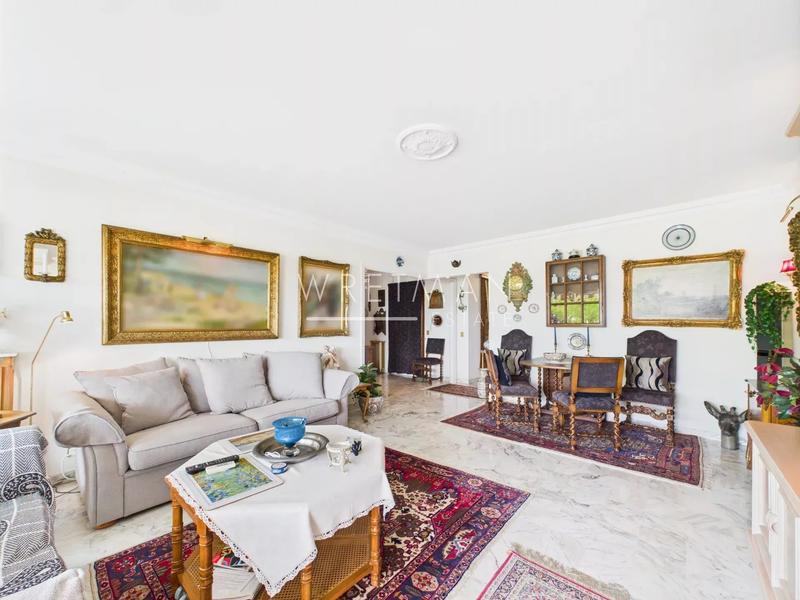 Appartement - 80 m² - 3 pièces