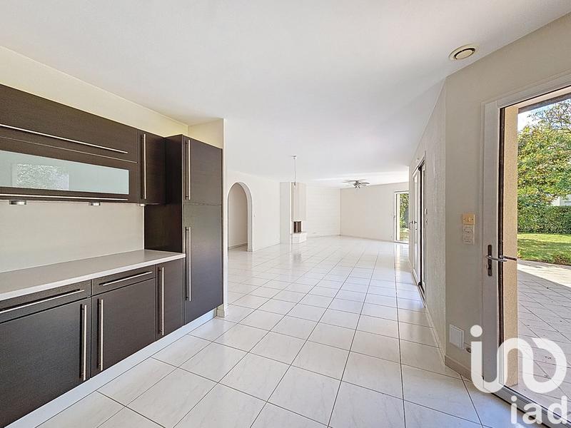 Maison - 197 m² - 9 pièces