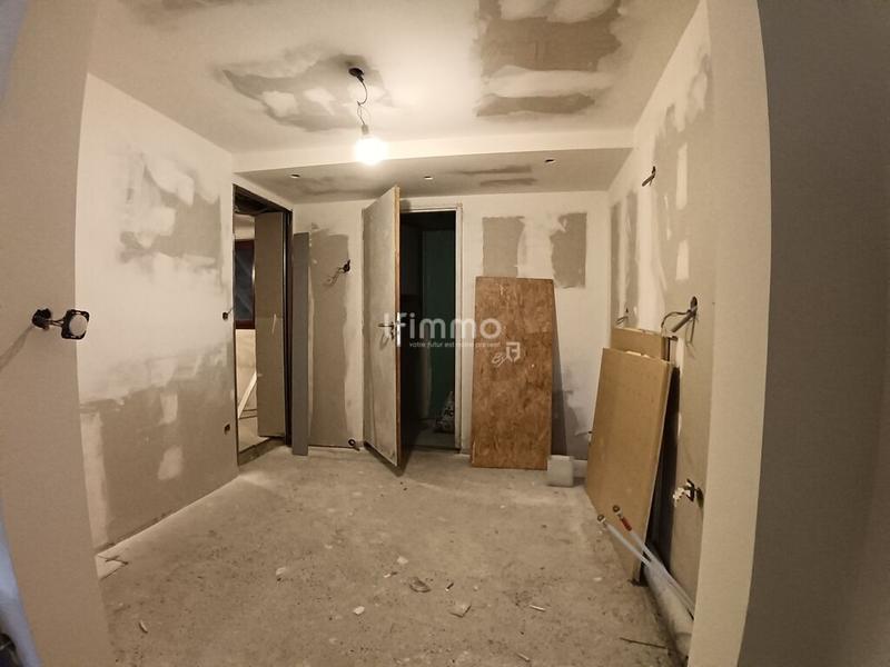 Appartement - 120 m² - 5 pièces