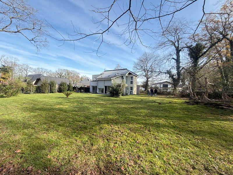 Maison - 170 m² - 6 pièces