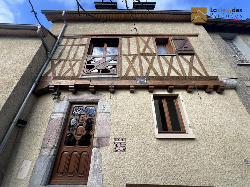 Maison traditionnelle - 81 m² - 4 pièces