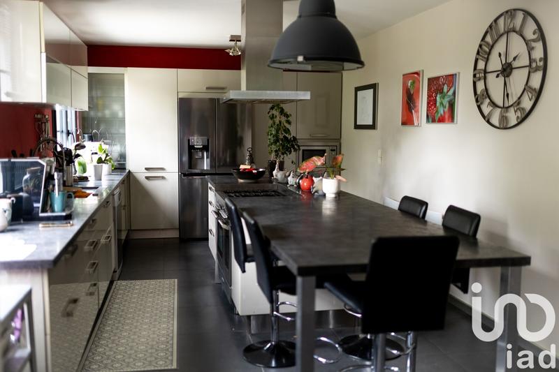 Maison - 190 m² - 7 pièces