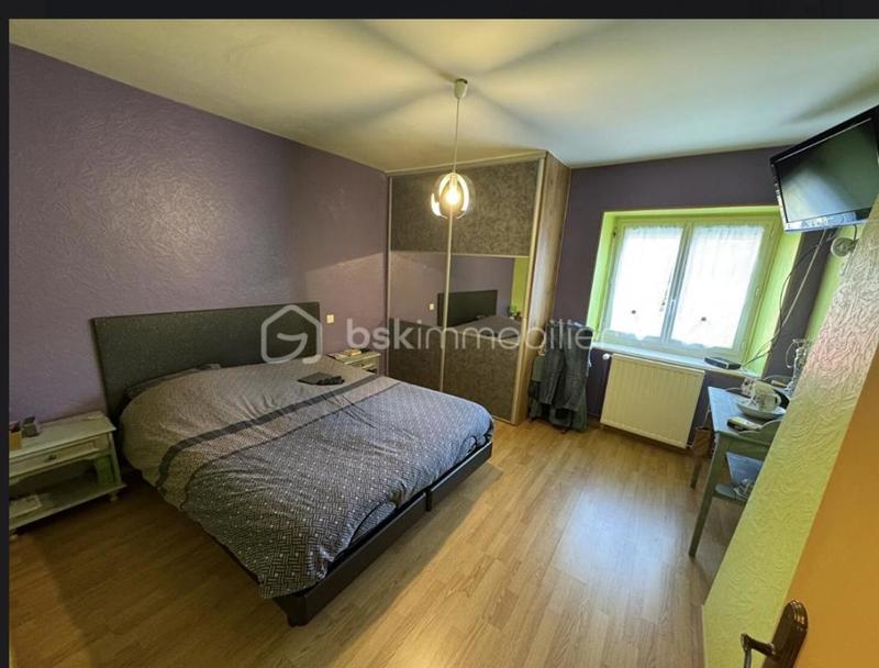 Maison traditionnelle - 135 m² - 7 pièces