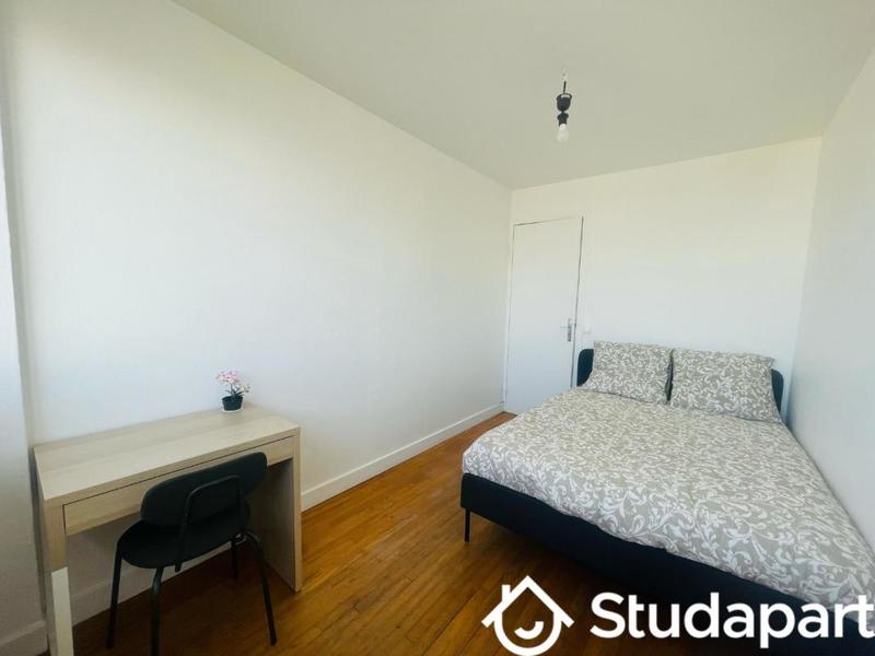 Chambre - 21 m² - 1 pièce