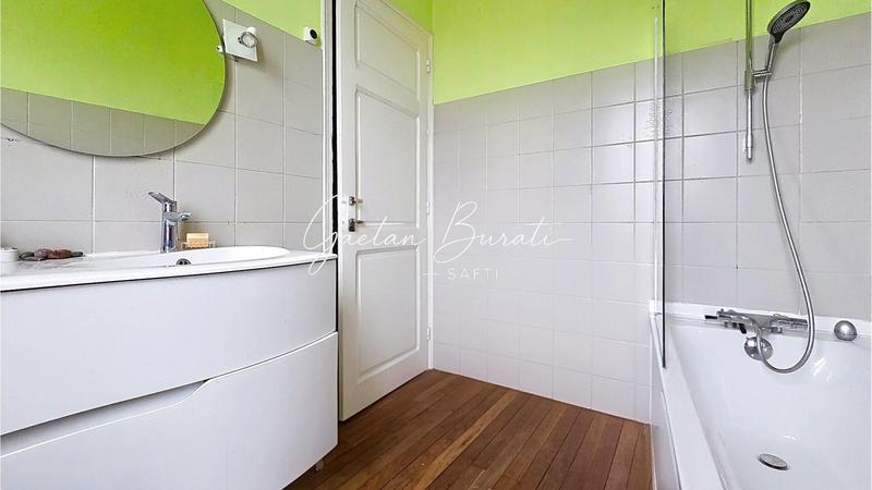 Maison - 85 m² - 5 pièces