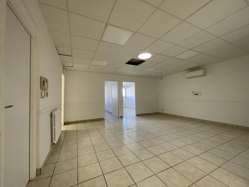 Local commercial - 250 m²