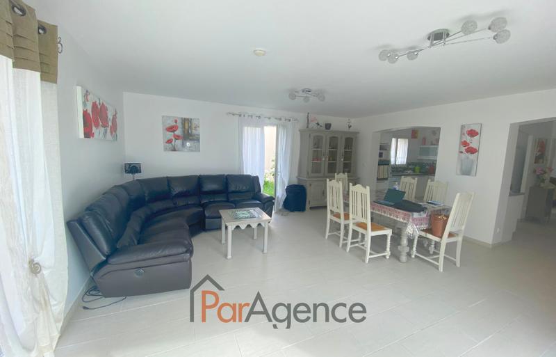 Maison - 122 m² - 5 pièces