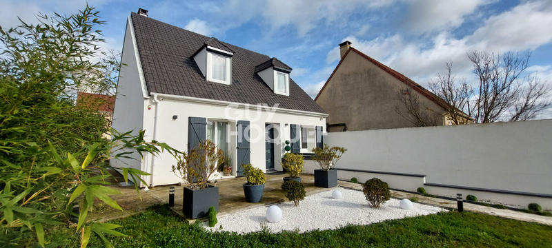 Maison - 138 m² - 6 pièces