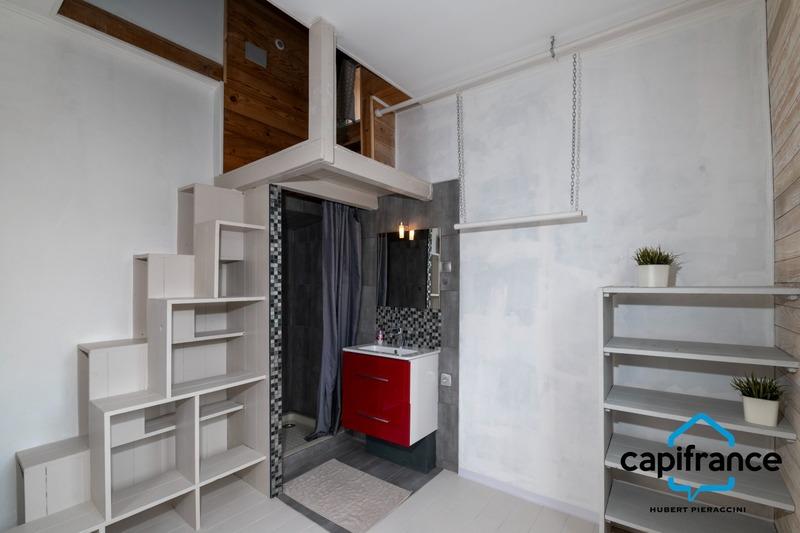 Appartement - 86 m² - 5 pièces