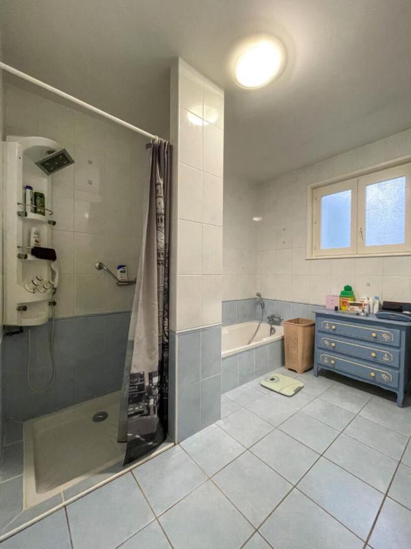 Maison - 170 m² - 7 pièces