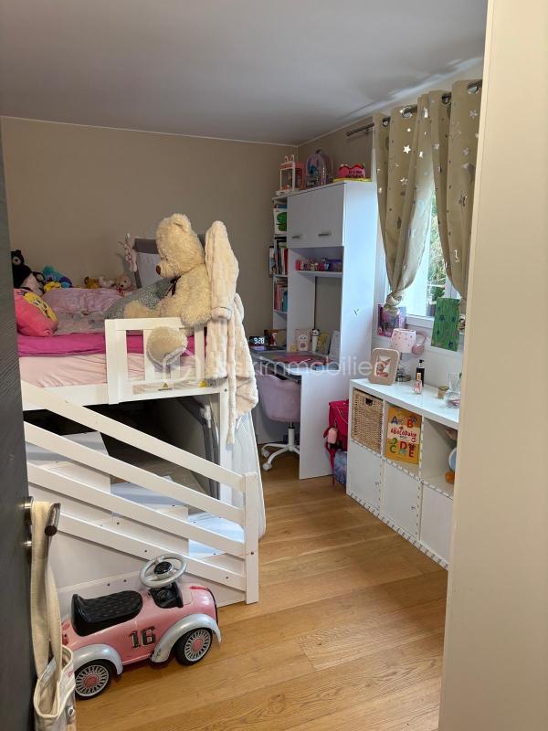 Appartement - 75 m² - 5 pièces