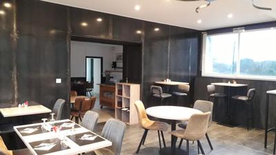 Local commercial - 292 m²