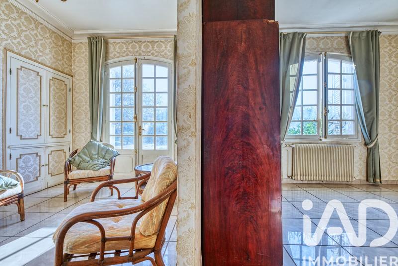 Maison - 283 m² - 10 pièces