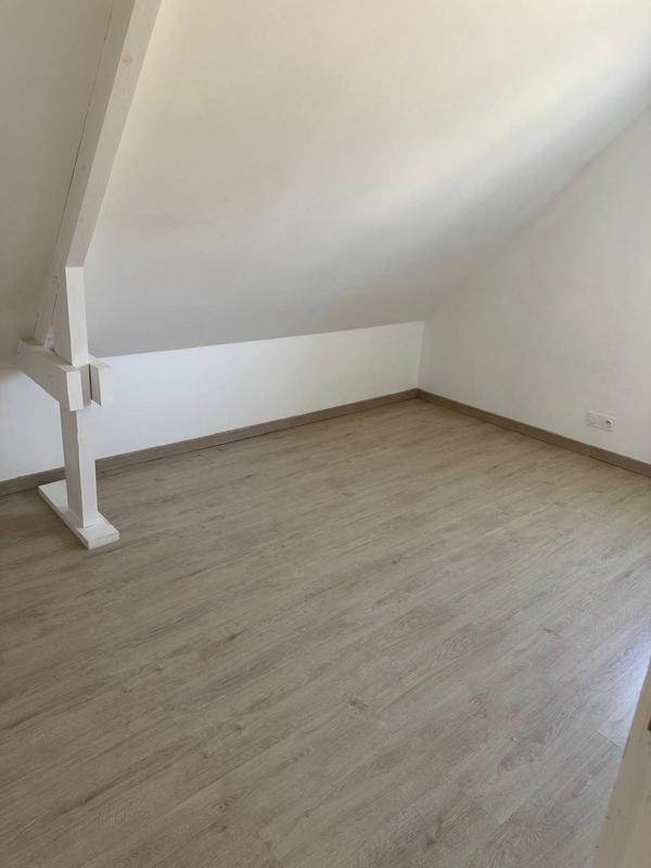 Maison traditionnelle - 105 m² - 6 pièces