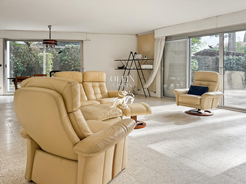 Villa - 174 m² - 7 pièces