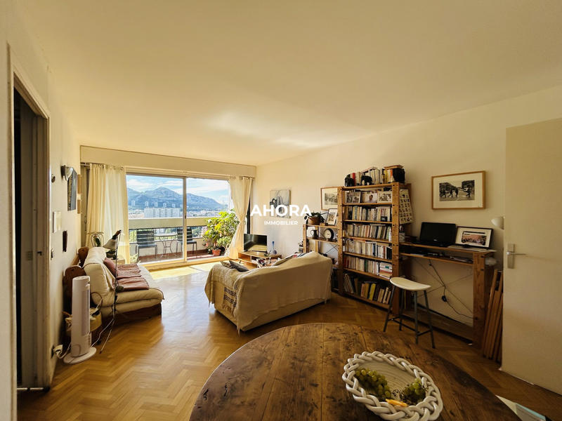 Appartement - 88 m² - 4 pièces