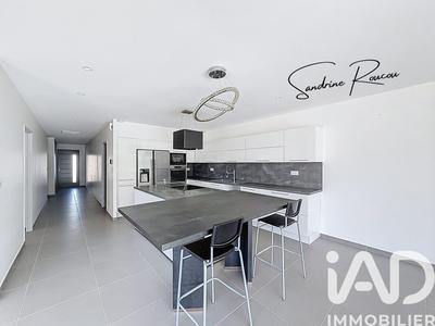 Maison - 146 m² - 5 pièces