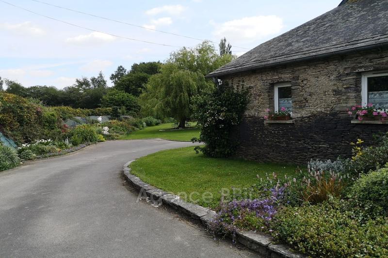 Maison - 217 m² - 8 pièces