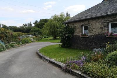 Maison - 217 m² - 8 pièces