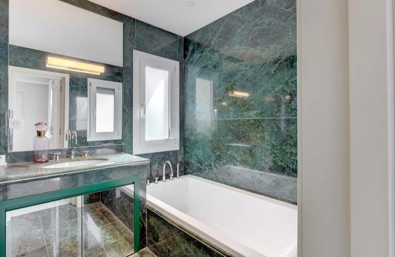 Appartement - 520 m² - 8 pièces