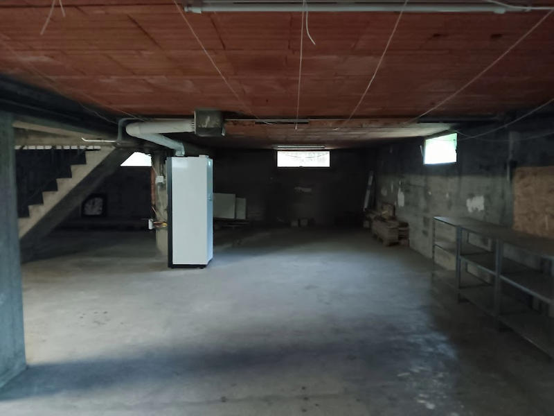 Maison - 180 m² - 6 pièces