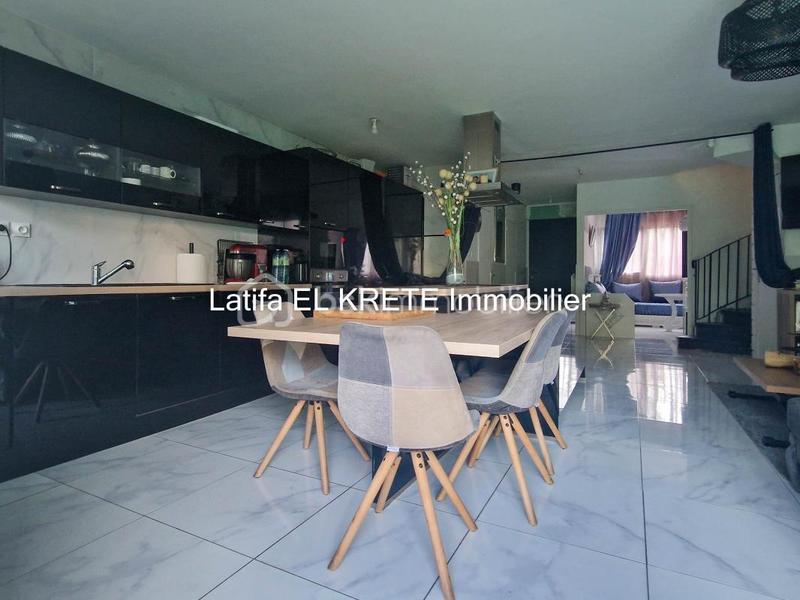 Maison - 116 m² - 6 pièces