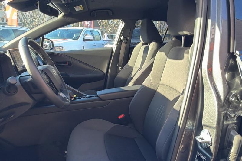 Toyota c-Hr 1.8 Hybrid140 Design Pk H