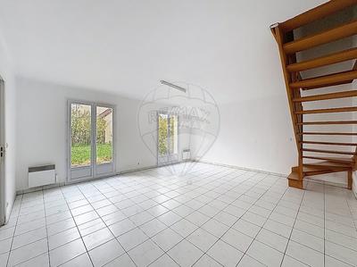 Maison - 106 m² - 4 pièces