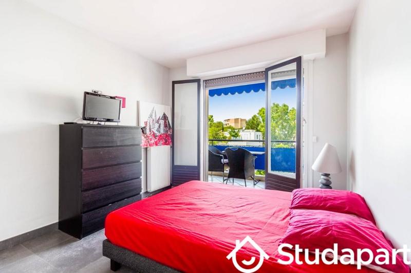 Appartement - 75 m² - 3 pièces