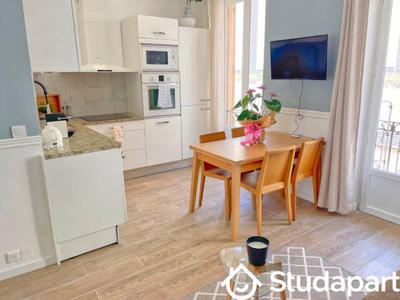 Chambre - 12 m² - 1 pièce